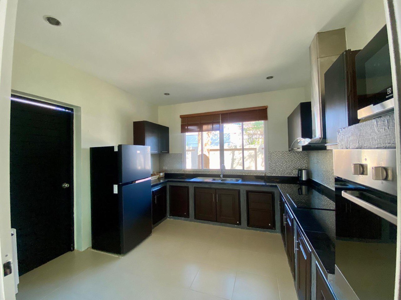 Продажа 3-спальной виллы Rawai Grand House (ID 530)