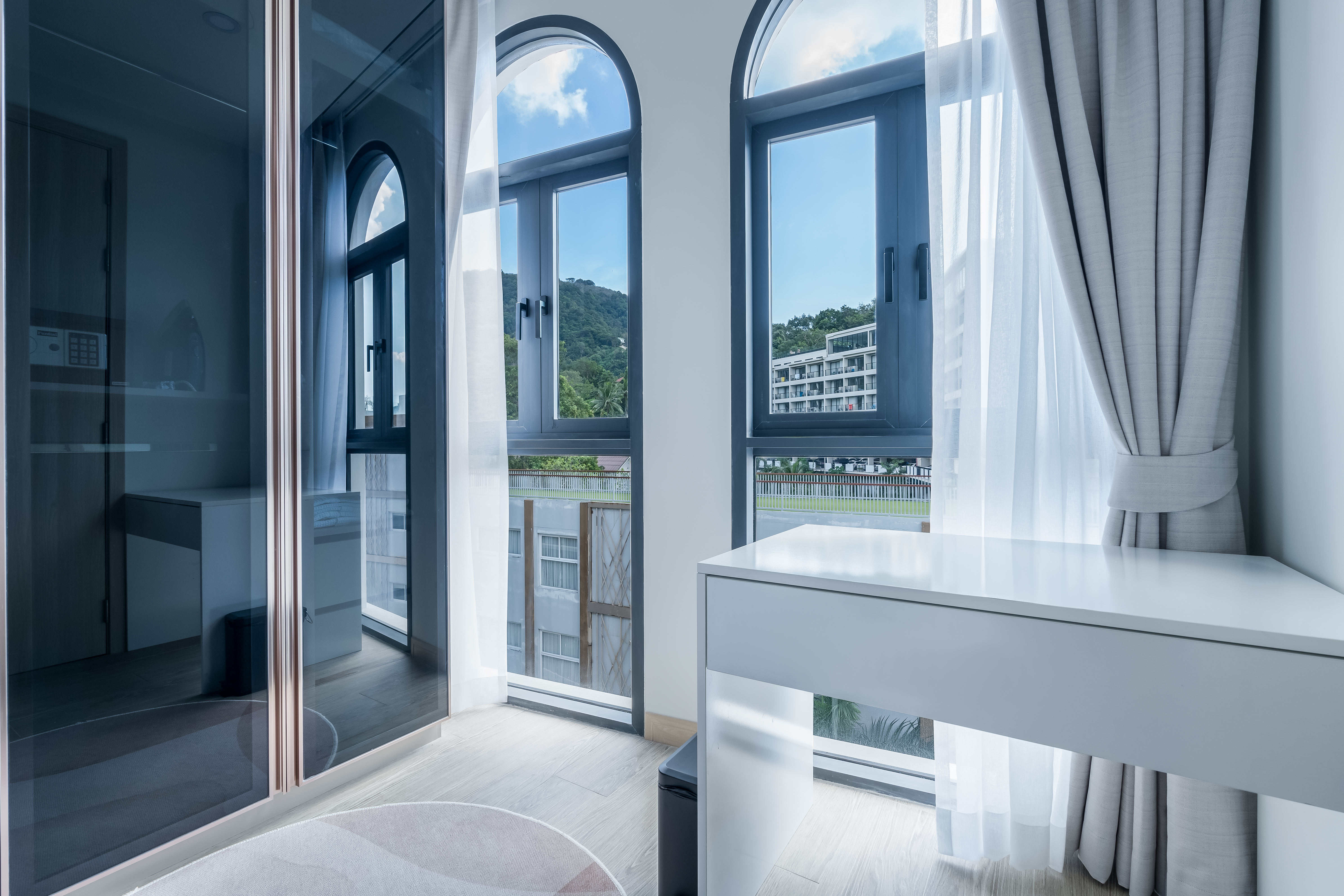 Продается 1-спальная квартира в Palmetto Park Hotel & Residence (ID 399)