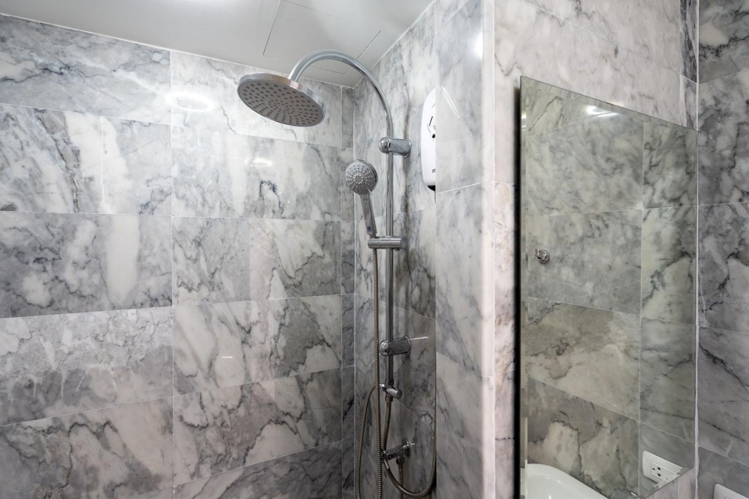 MBC的两间卧室公寓 (ID 137)