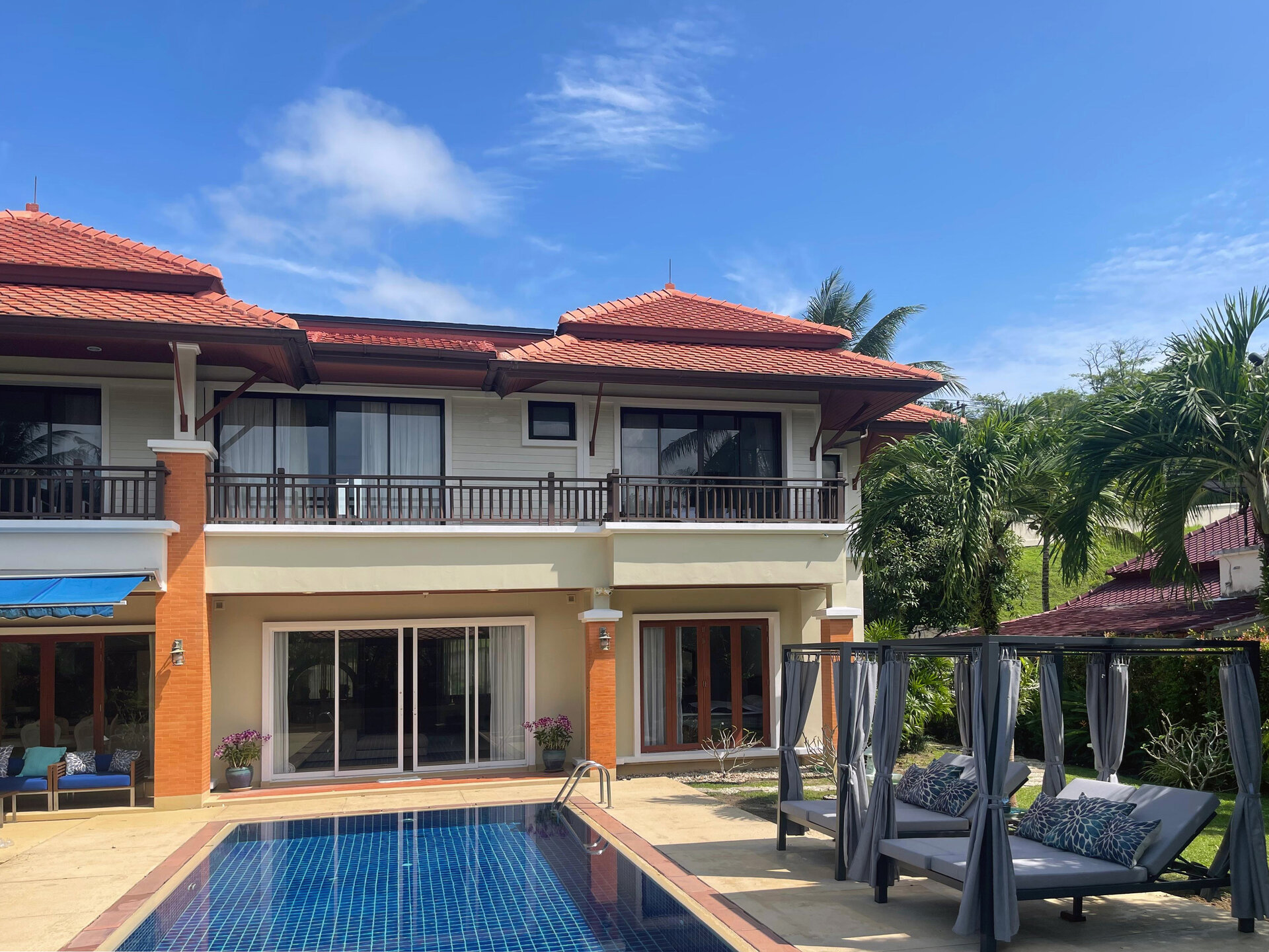 วิลล่าปรับปรุงใหม่ในลากูน่า (ID 623)