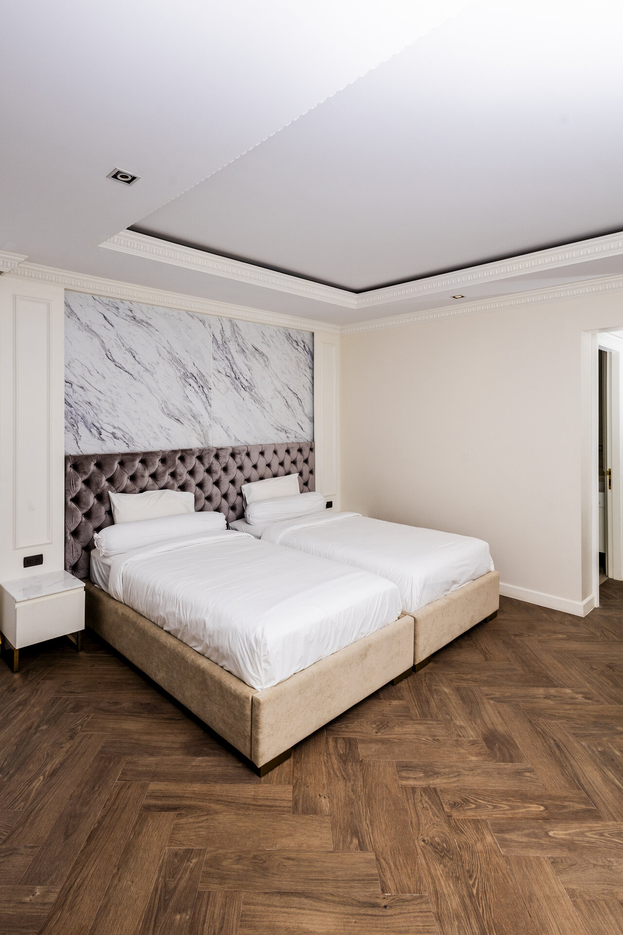 Gold Charoit (ID 554)