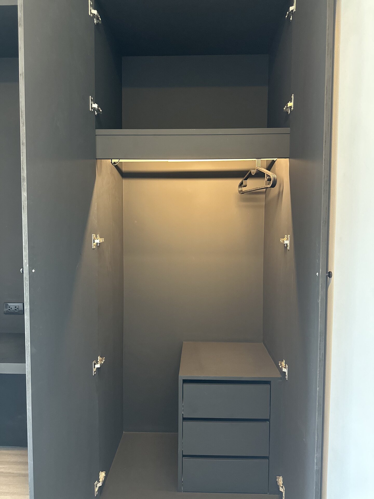 The 8 pool villa (ID 566)