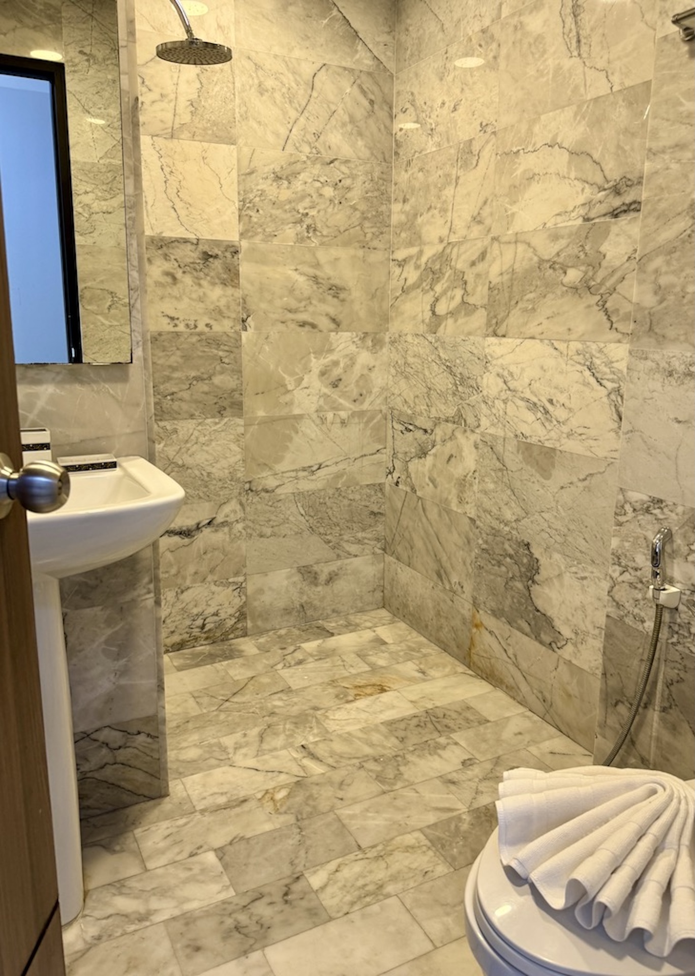 1 bedroom apartment in NBC Condo (ID 168)