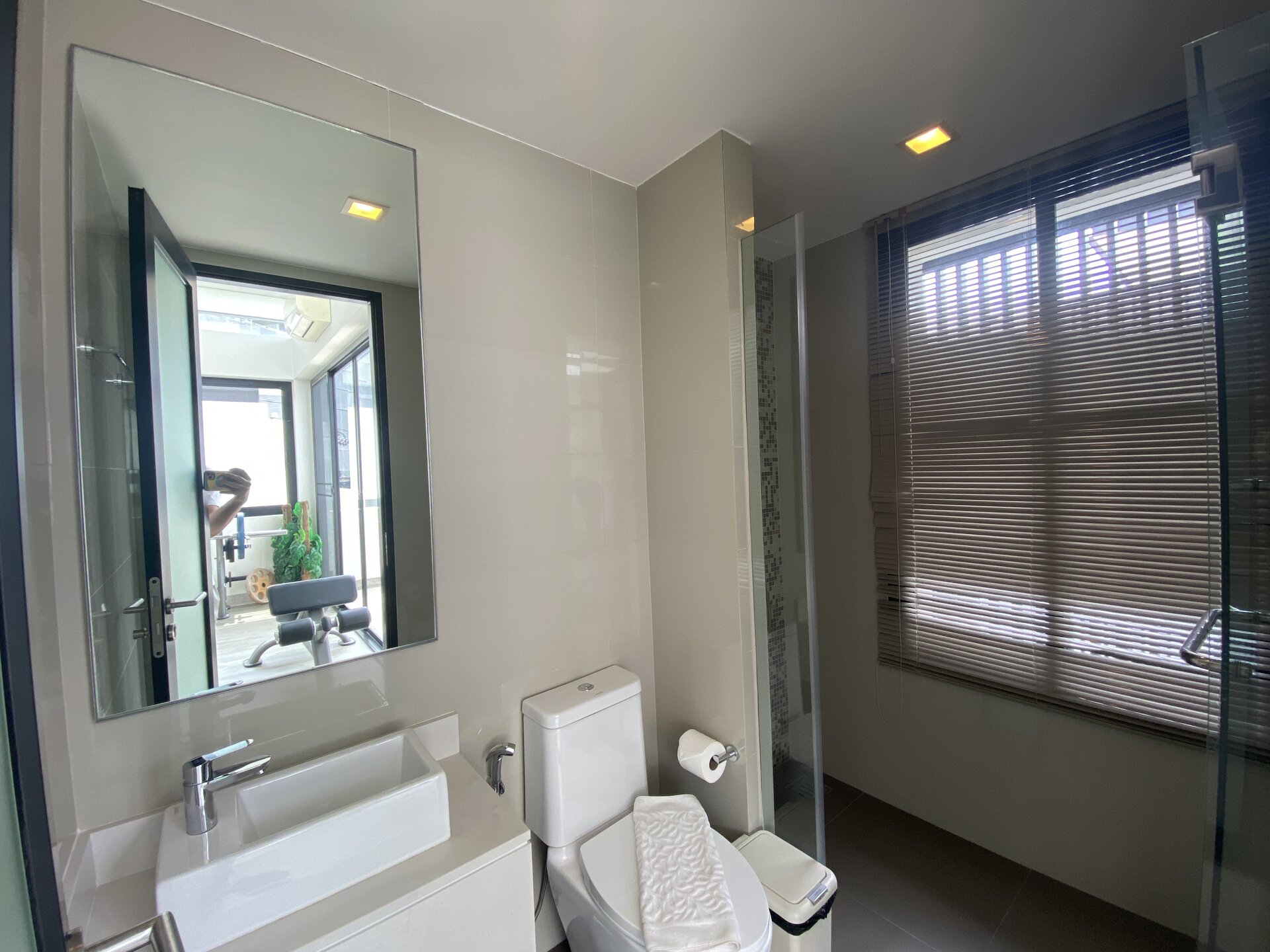 4 bedroom townhouse with swimming pool in Laguna Park (ID 49)