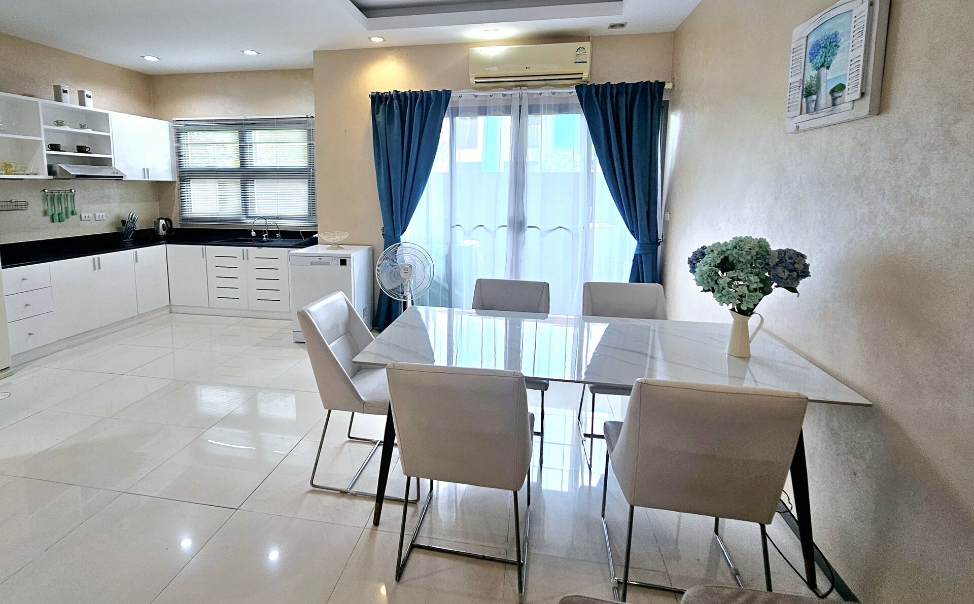 Таунхаус в Чалонге (ID 583)