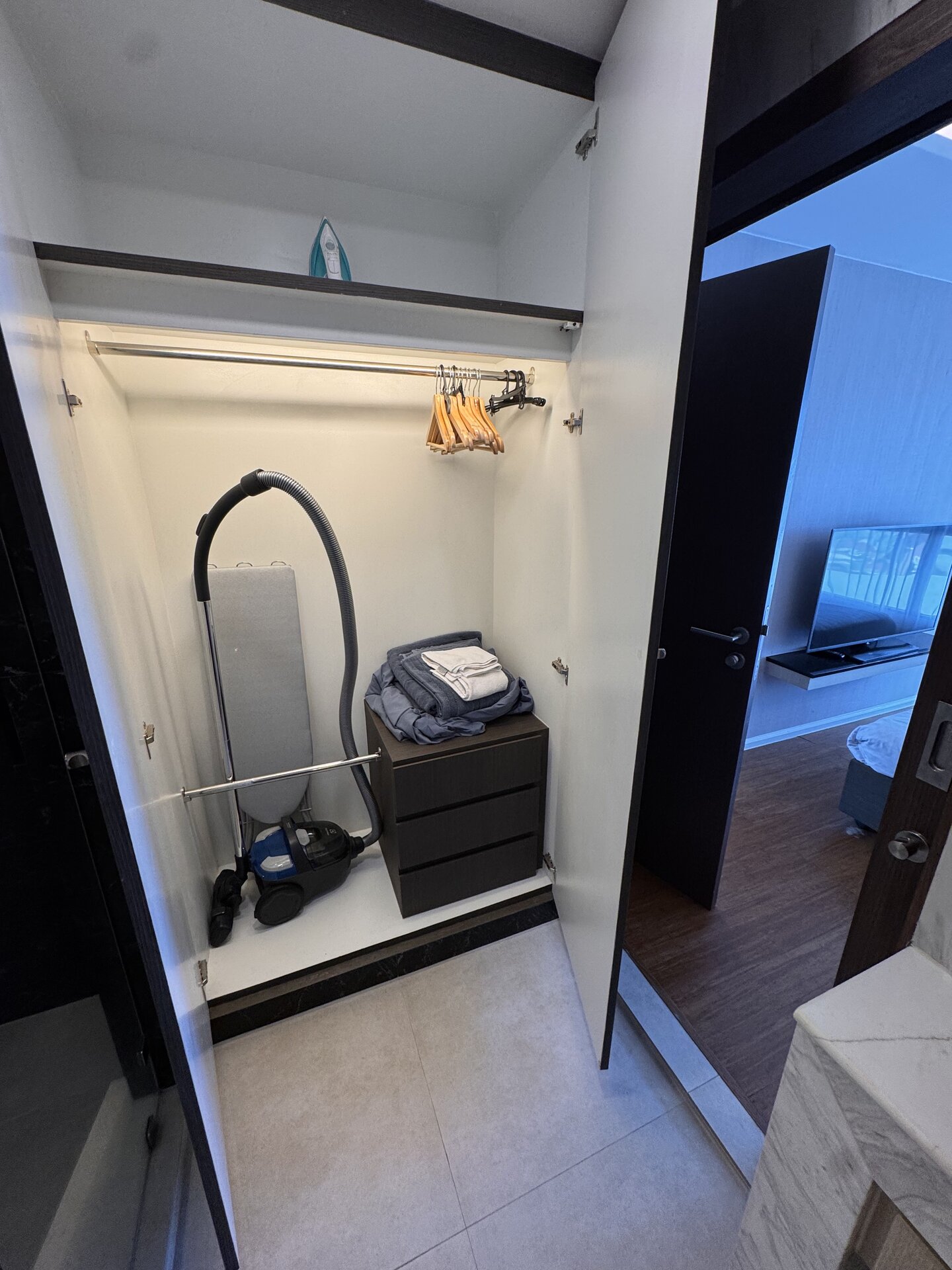 The Mida Panora F301 (ID 604)