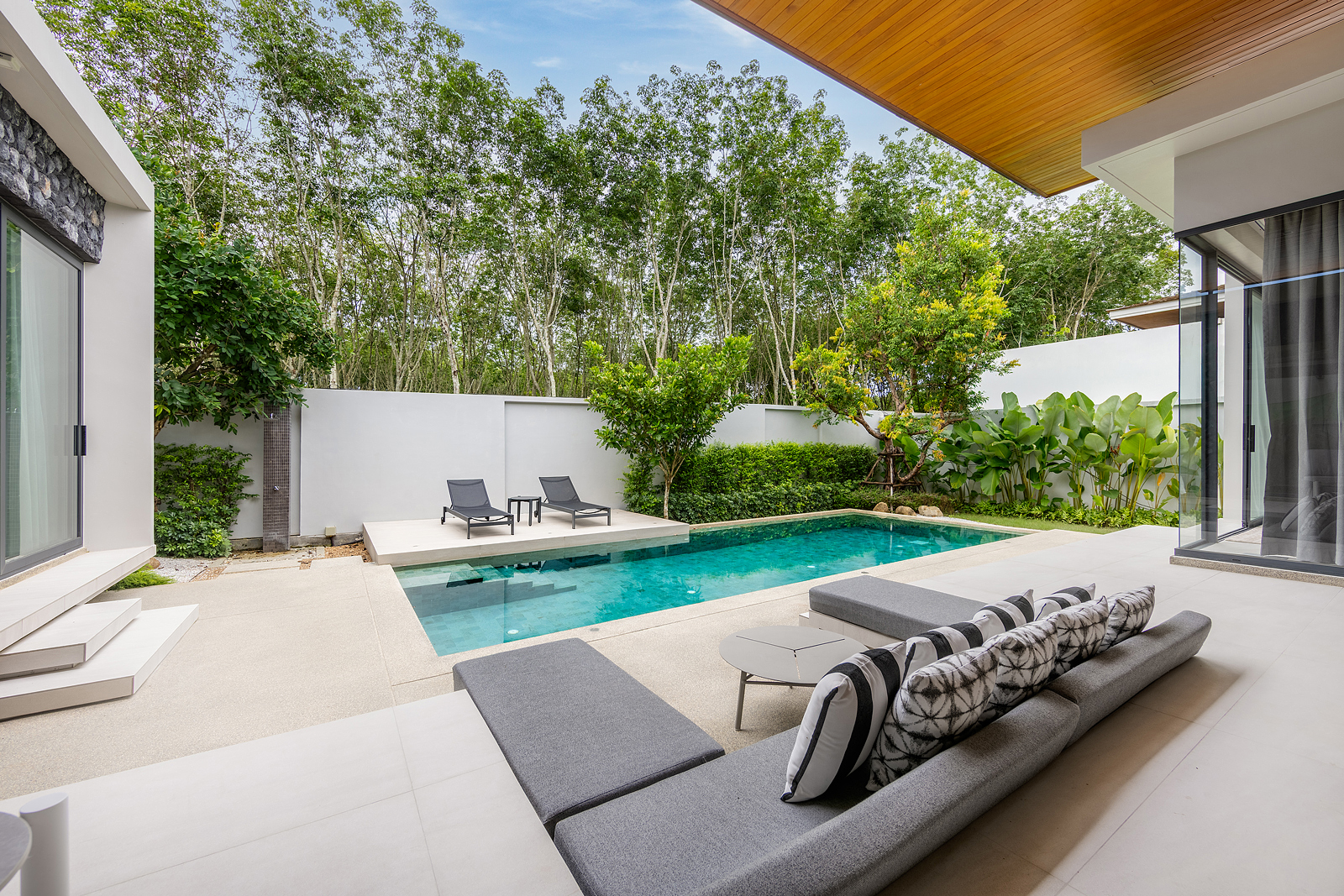 Magnum Villa в Botanica Modern Loft II (ID 703)