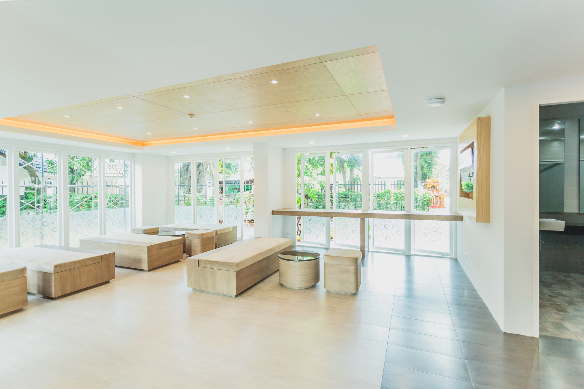 Аренда студии в Ozone Condominium, Ката (ID 238)