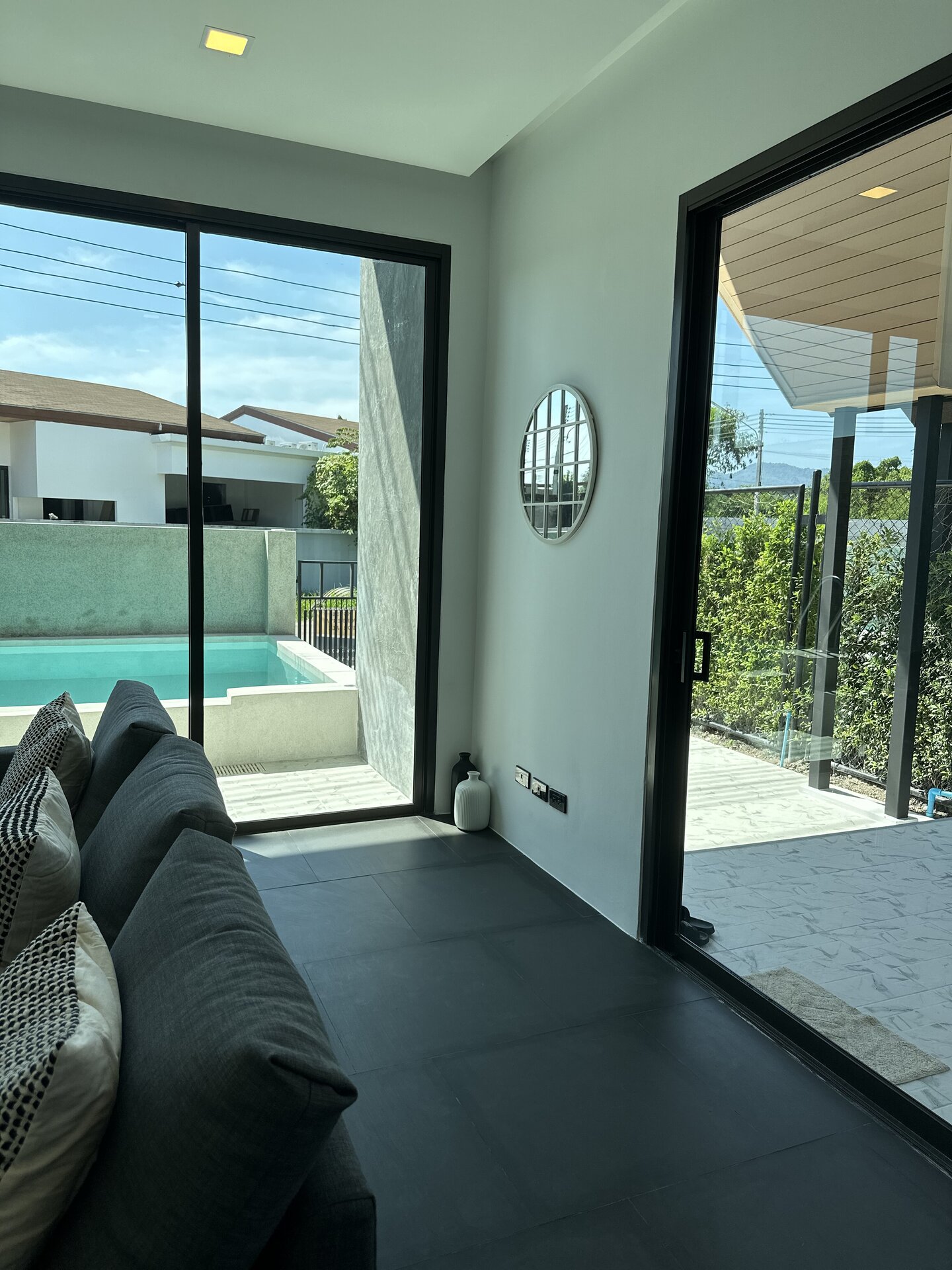 The 8 pool villa (ID 566)