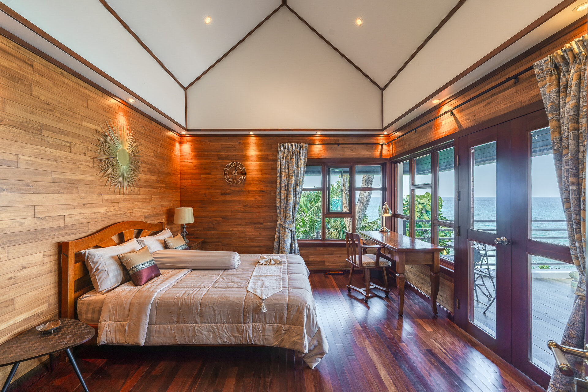 Villa by Kamala beach (ID 625)