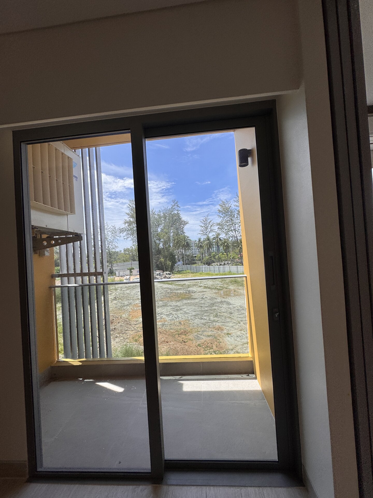 В продаже 2-спальная квартира с видом на озеро в Laguna Lakeside (ID 511)