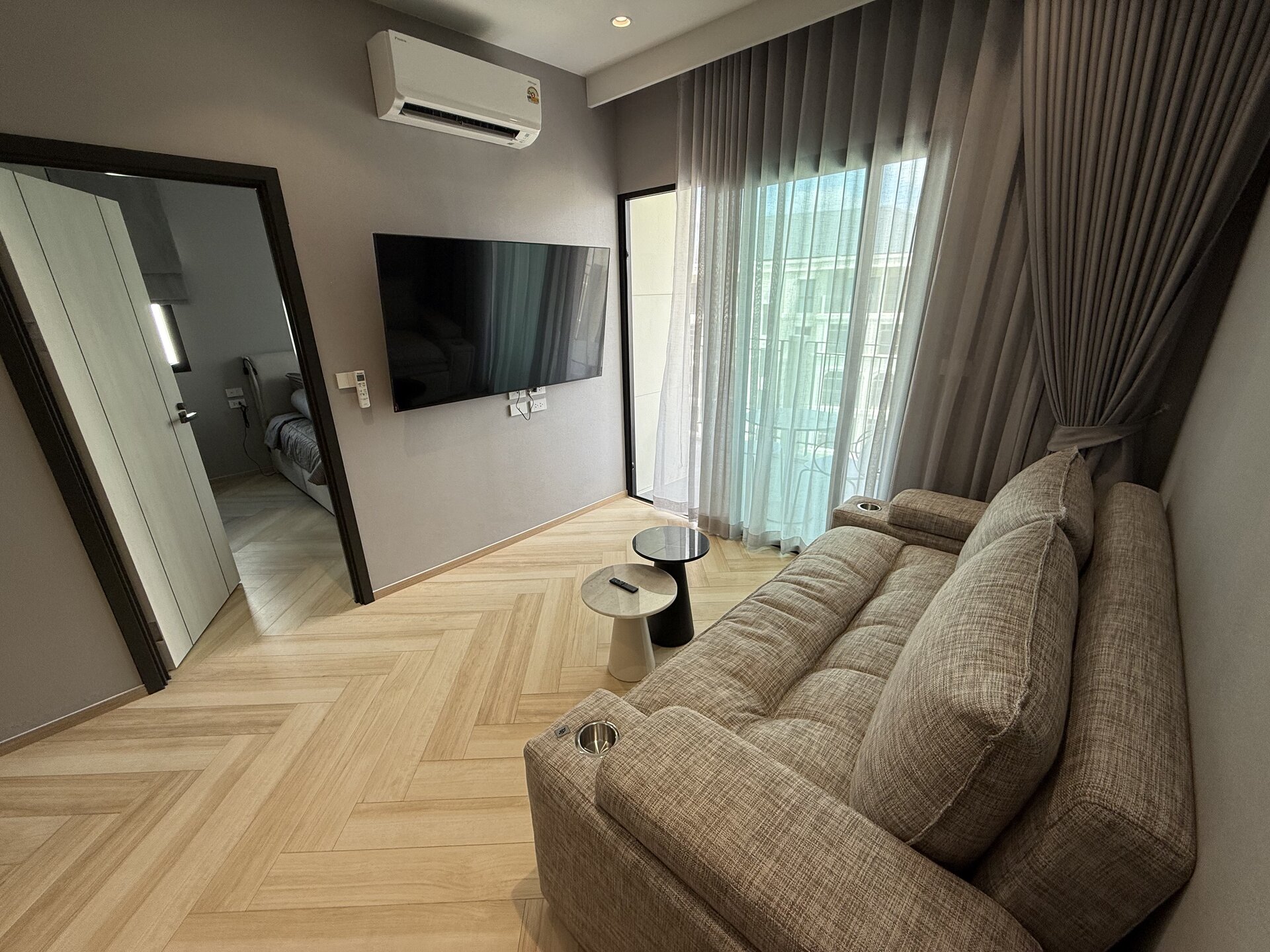 The Title Legendary B708 (ID 605)