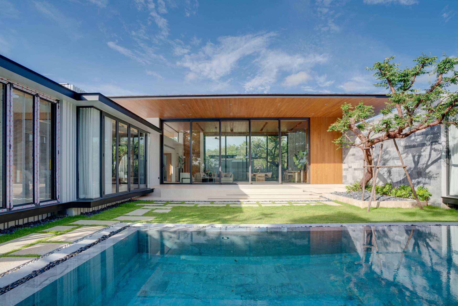 В продаже вилла Botanica Foresta (Zone A) — юнит A05 (ID 261)
