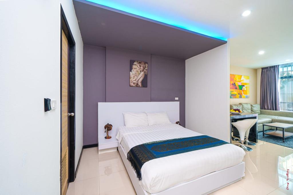 Продажа студии в NBC (ID 356)