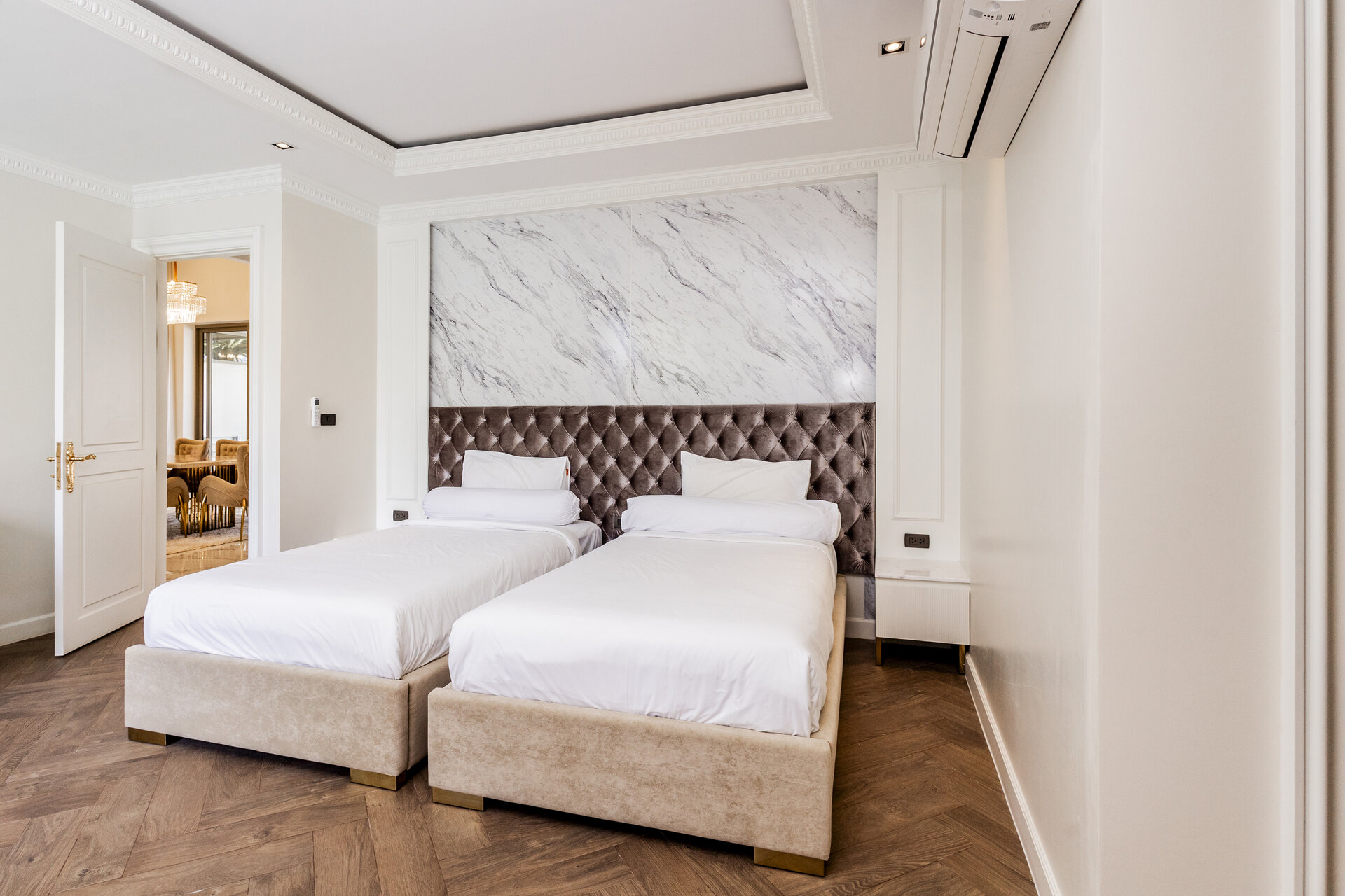 Gold Charoit (ID 554)