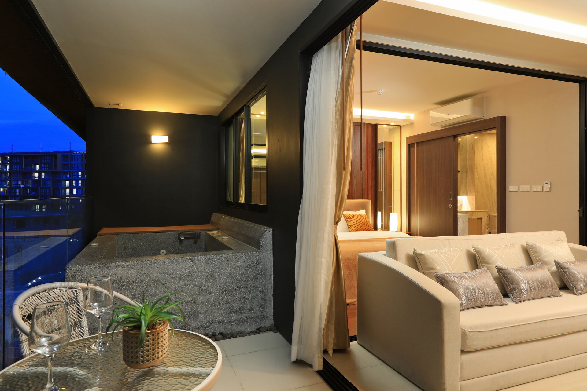 อพาร์ตเมนต์ 3 ห้องนอนไมด้าแกรนด์ (ID 71)