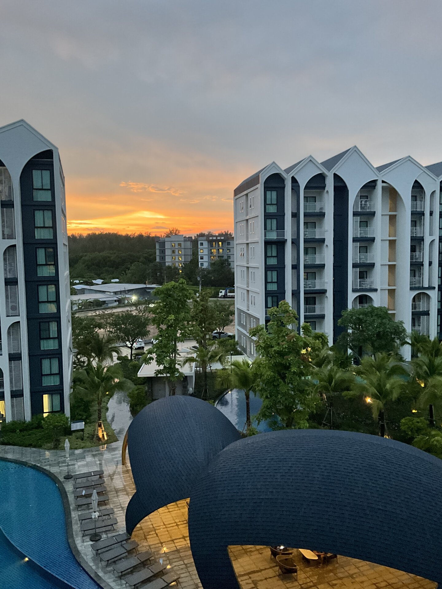 The Title Halo (ID 581)