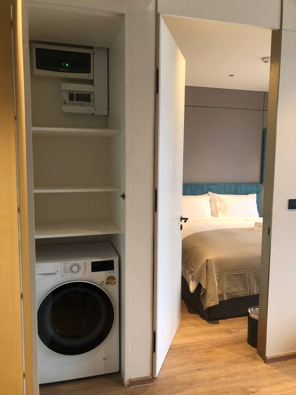 拉扬绿色公园第一期一居室公寓 (ID 144)