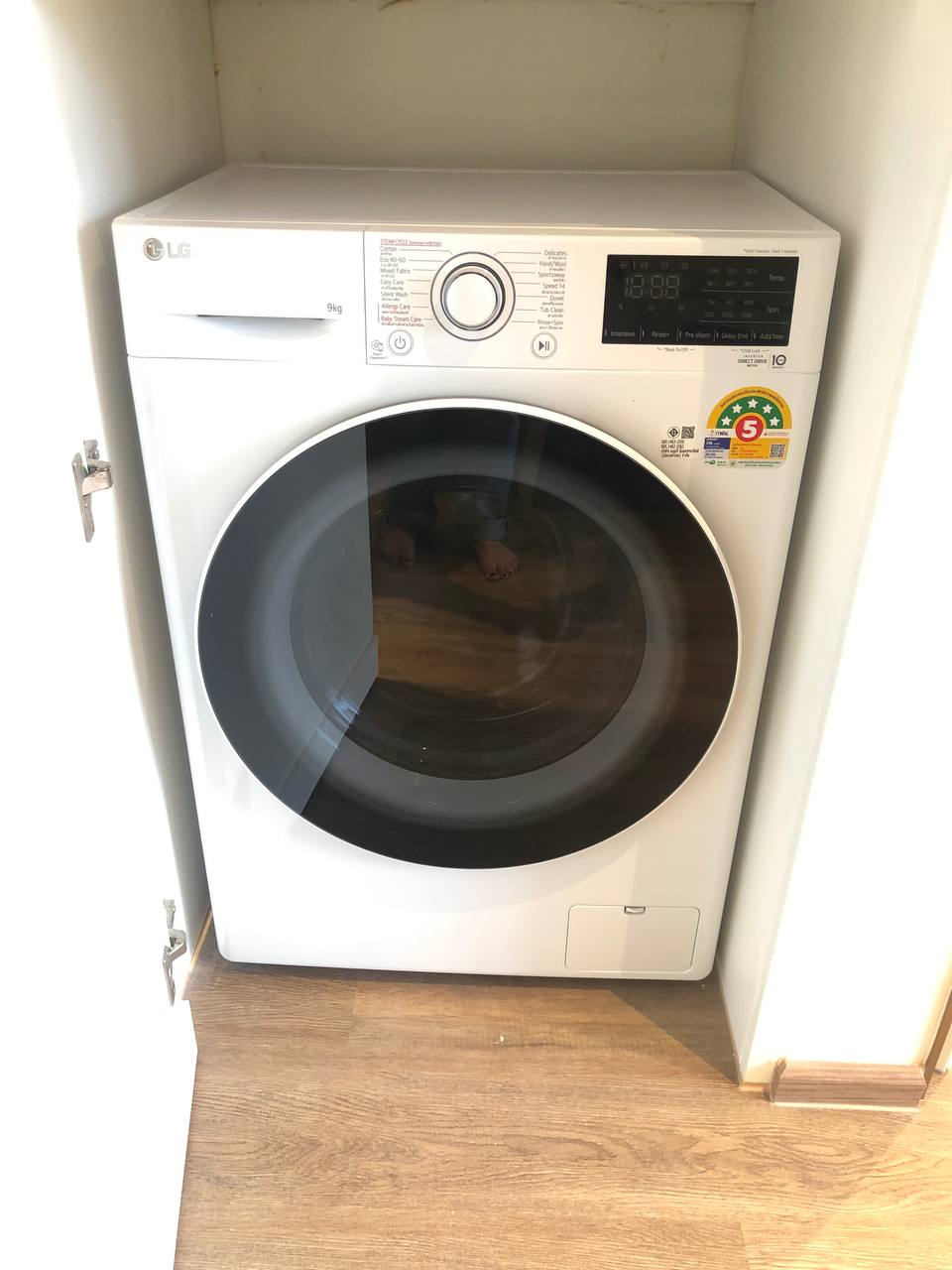 拉扬绿色公园第一期一居室公寓 (ID 144)