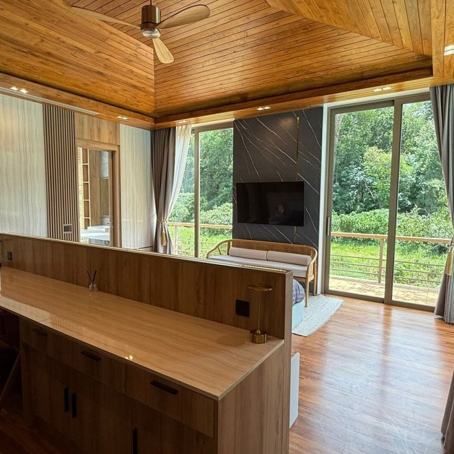 เลคฟร้อนท์วิลล่าบ้านมานิค-5 ห้องนอน (ID 155)