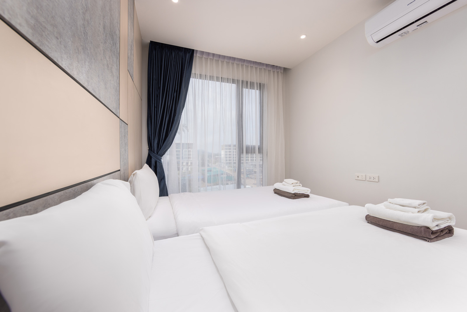 Bellevue Lagoon unit 414 (ID 701)