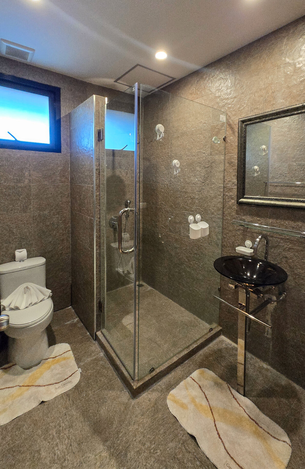 วิลล่าปรับปรุงใหม่ในลากูน่า (ID 623)