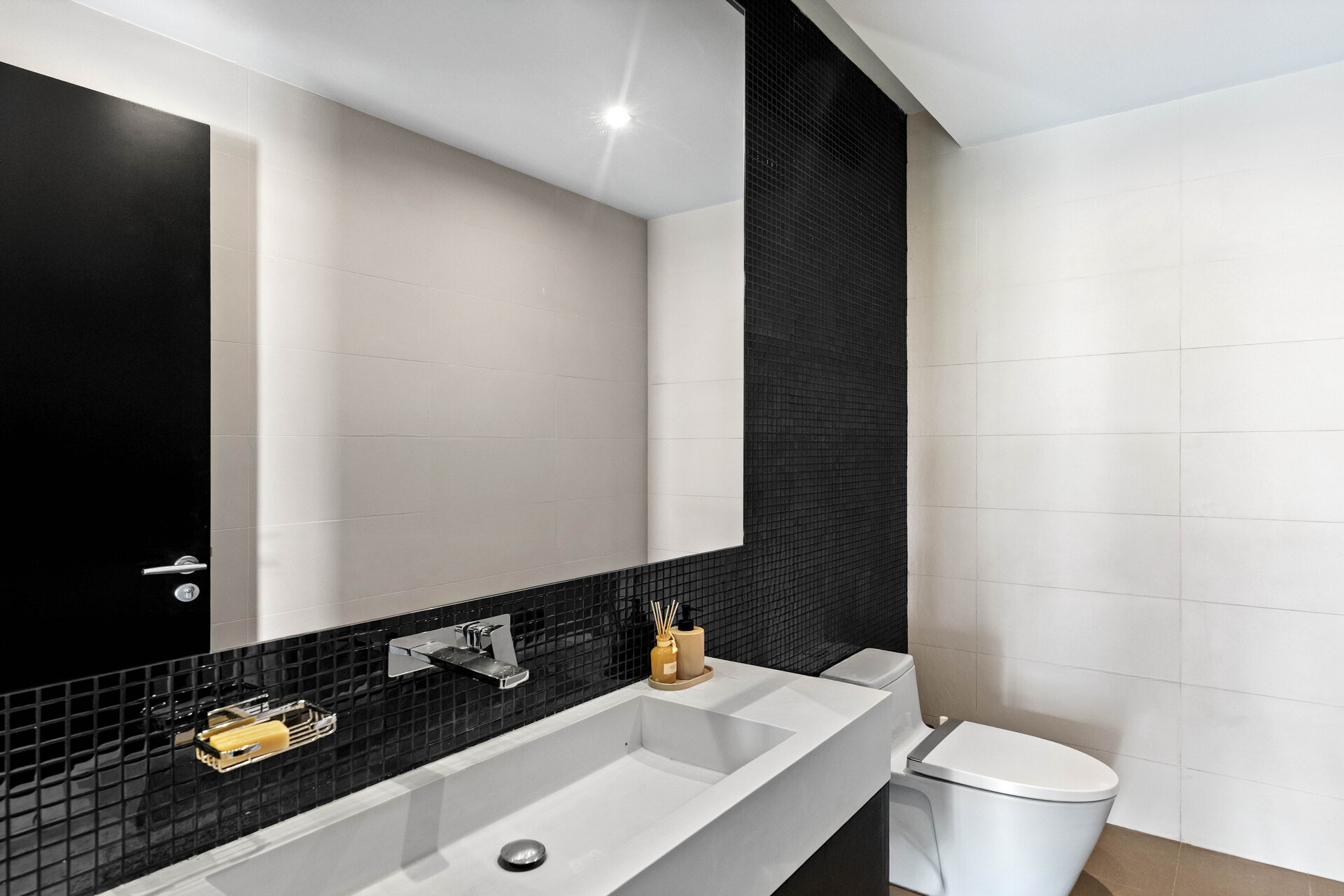 东方现代风格的专属住宅 (ID 302)