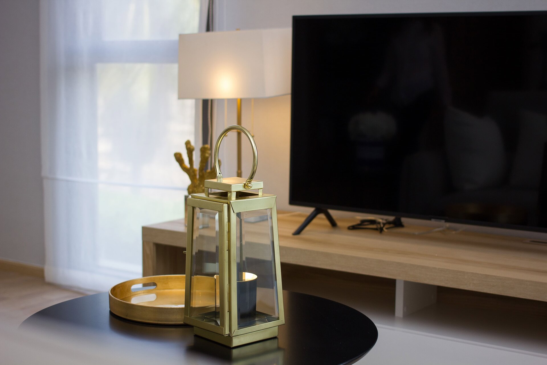 อพาร์ทเมนท์ 2 ห้องนอนในบ้านไม้ขาว (ID 134)