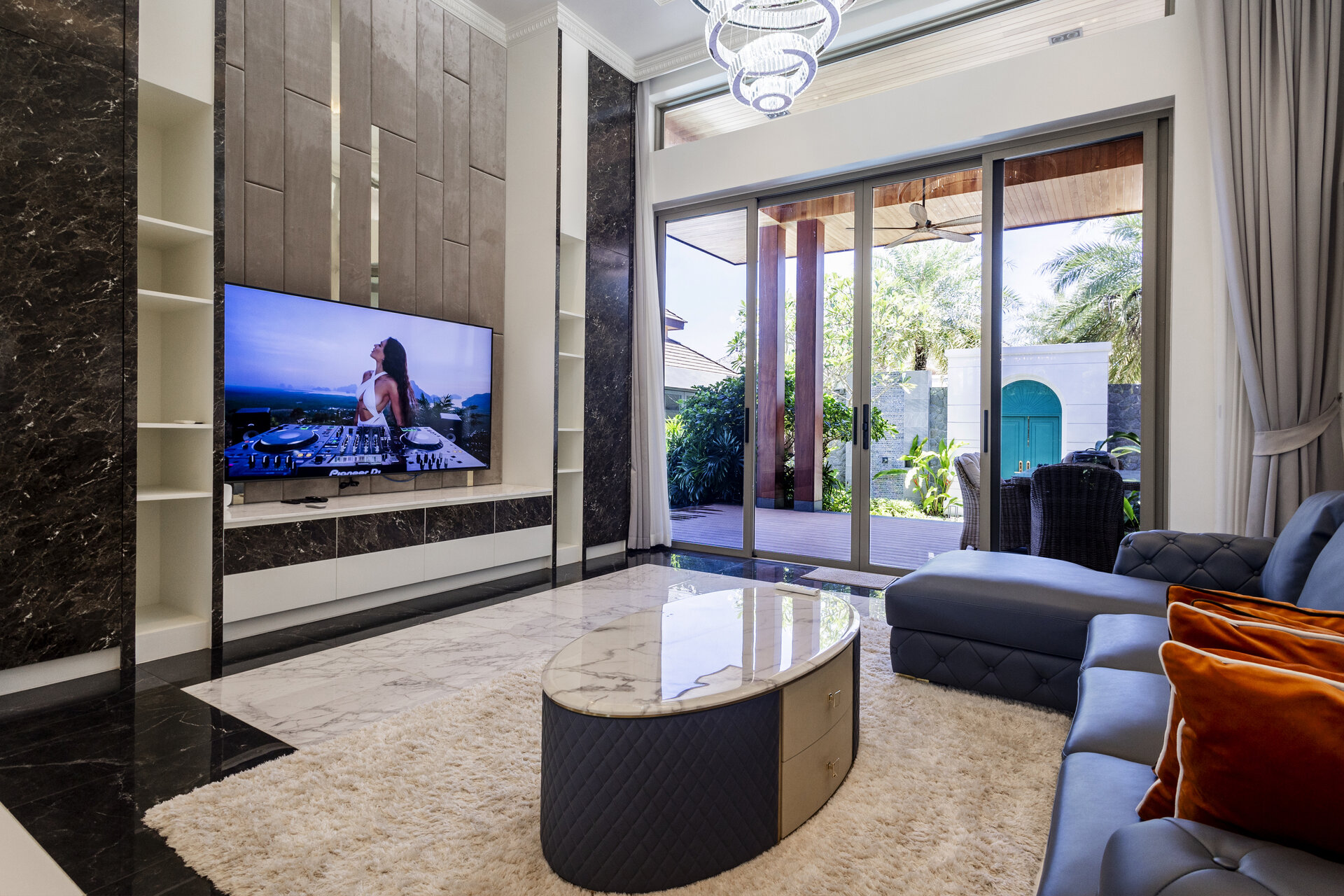 Gold Charoit (ID 554)