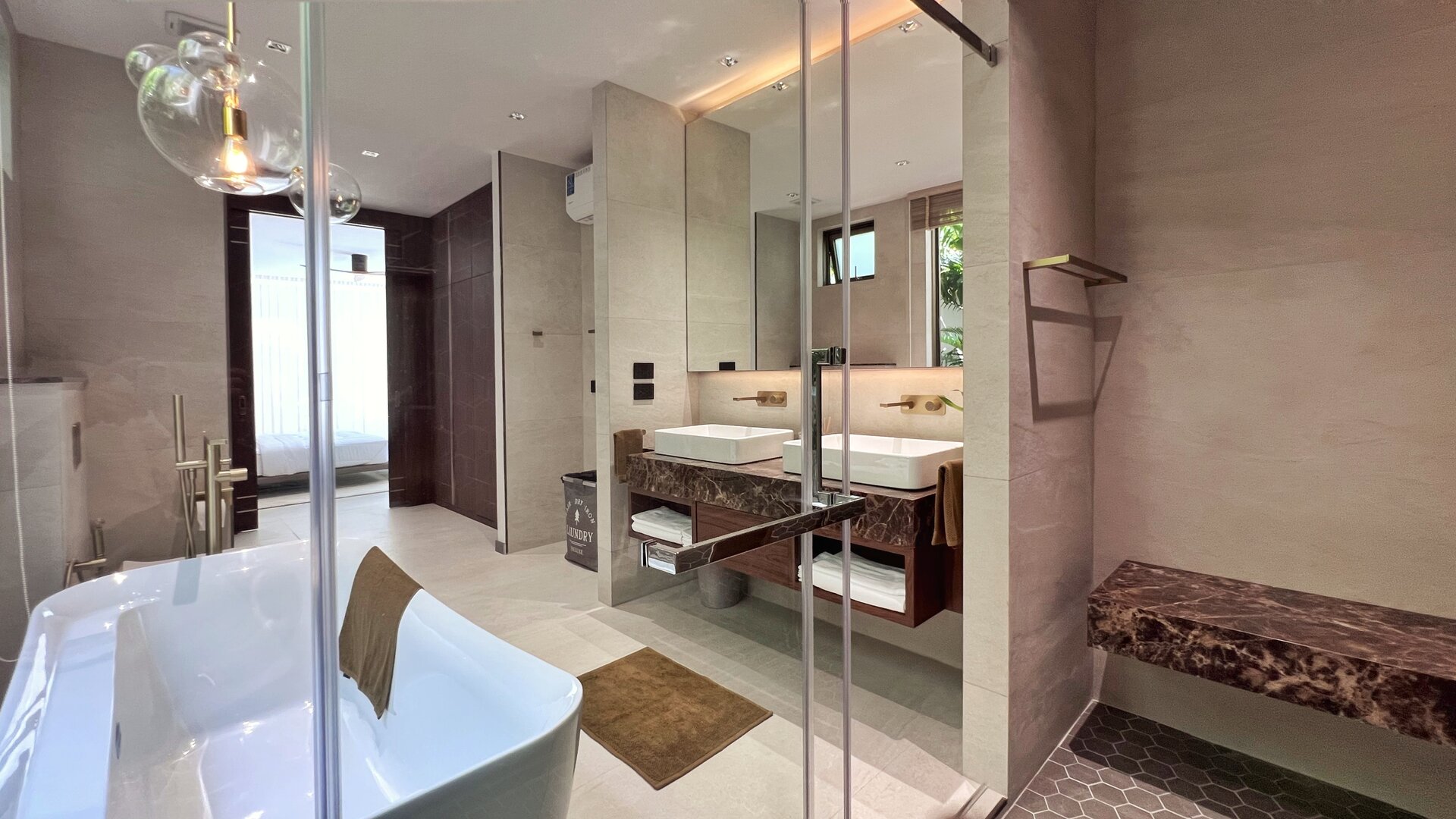 แกรนด์วิวเรสซิเดนซ์ลากูน (ID 687)