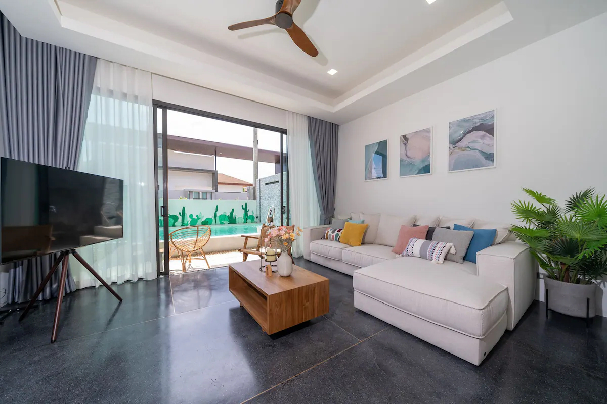 The 8 pool villa (ID 665)