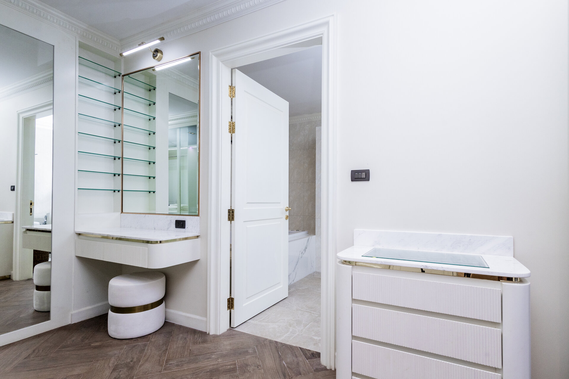 Gold Charoit (ID 554)