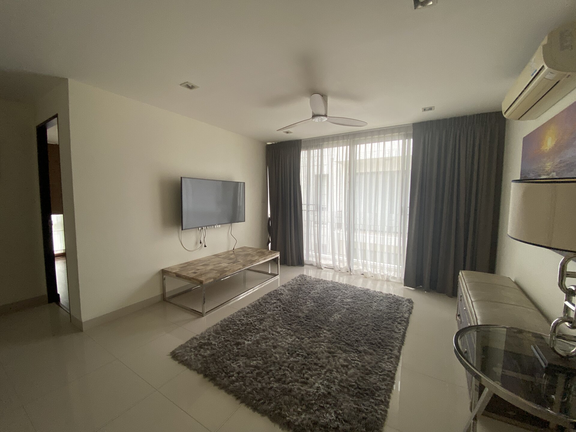 4 bedroom townhouse with swimming pool in Laguna Park (ID 49)