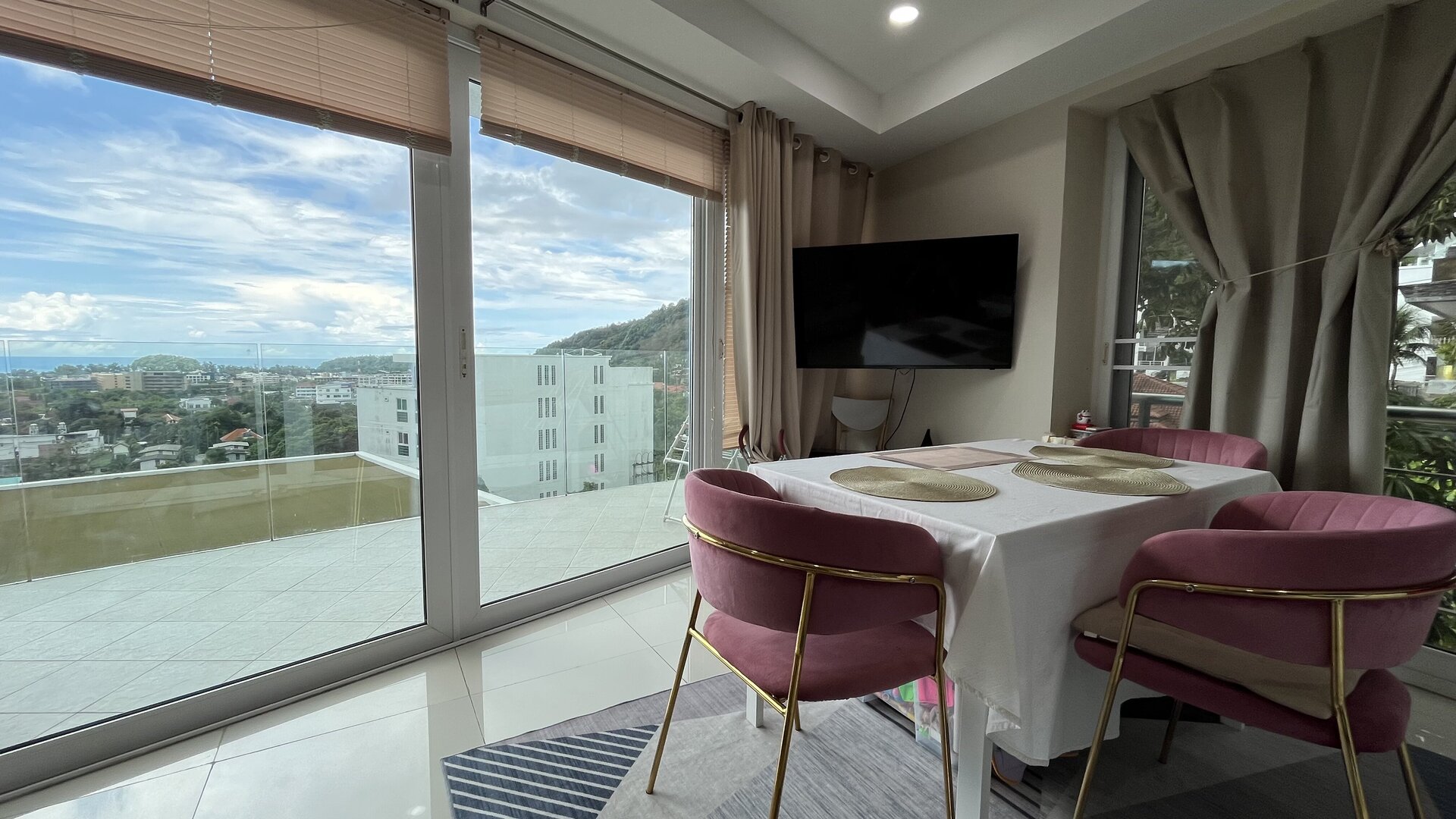 2 bedroom apartment for sale in Kata ocean view (ID 348)
