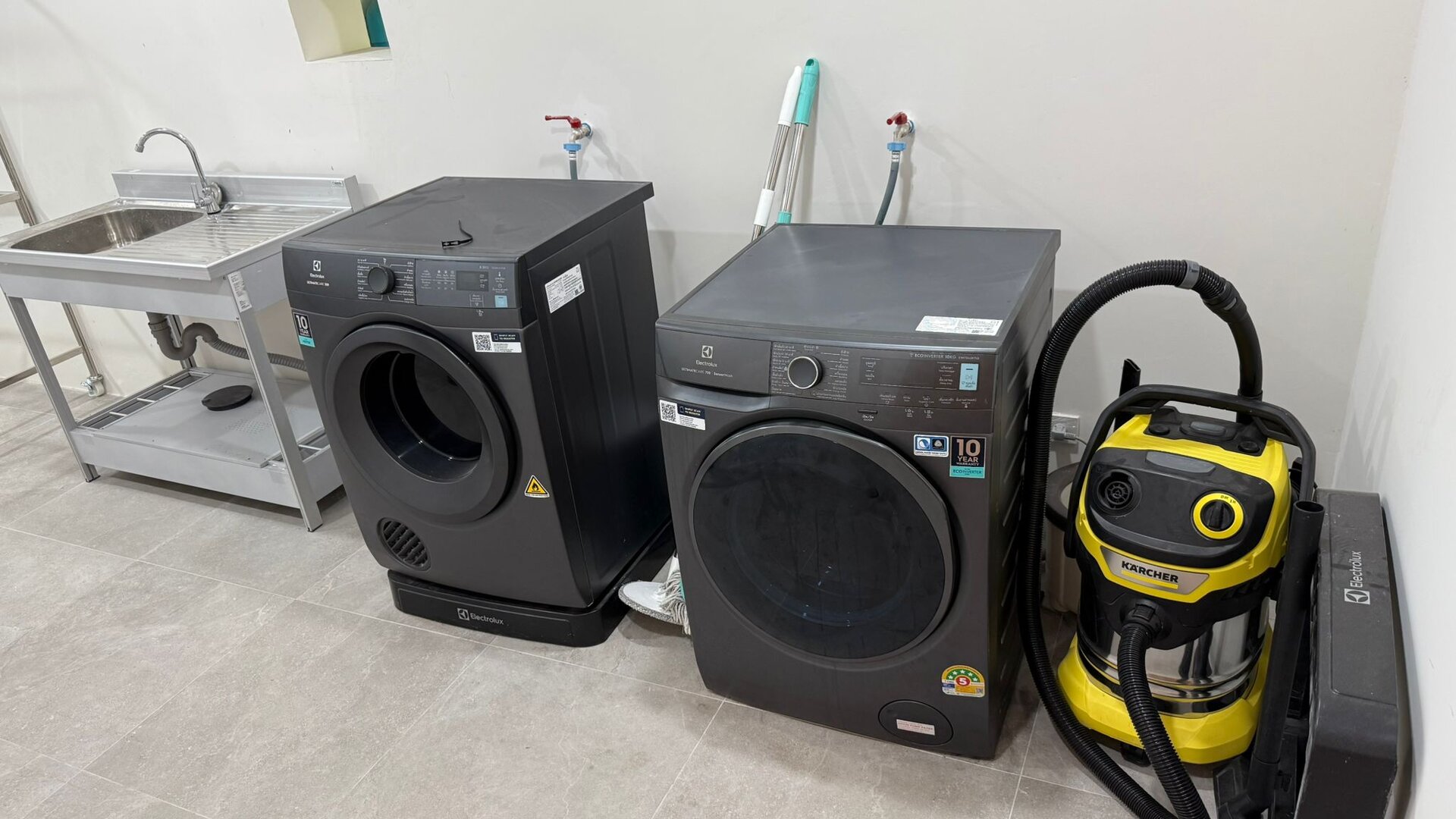 เลคฟร้อนท์วิลล่าบ้านมานิค-5 ห้องนอน (ID 155)