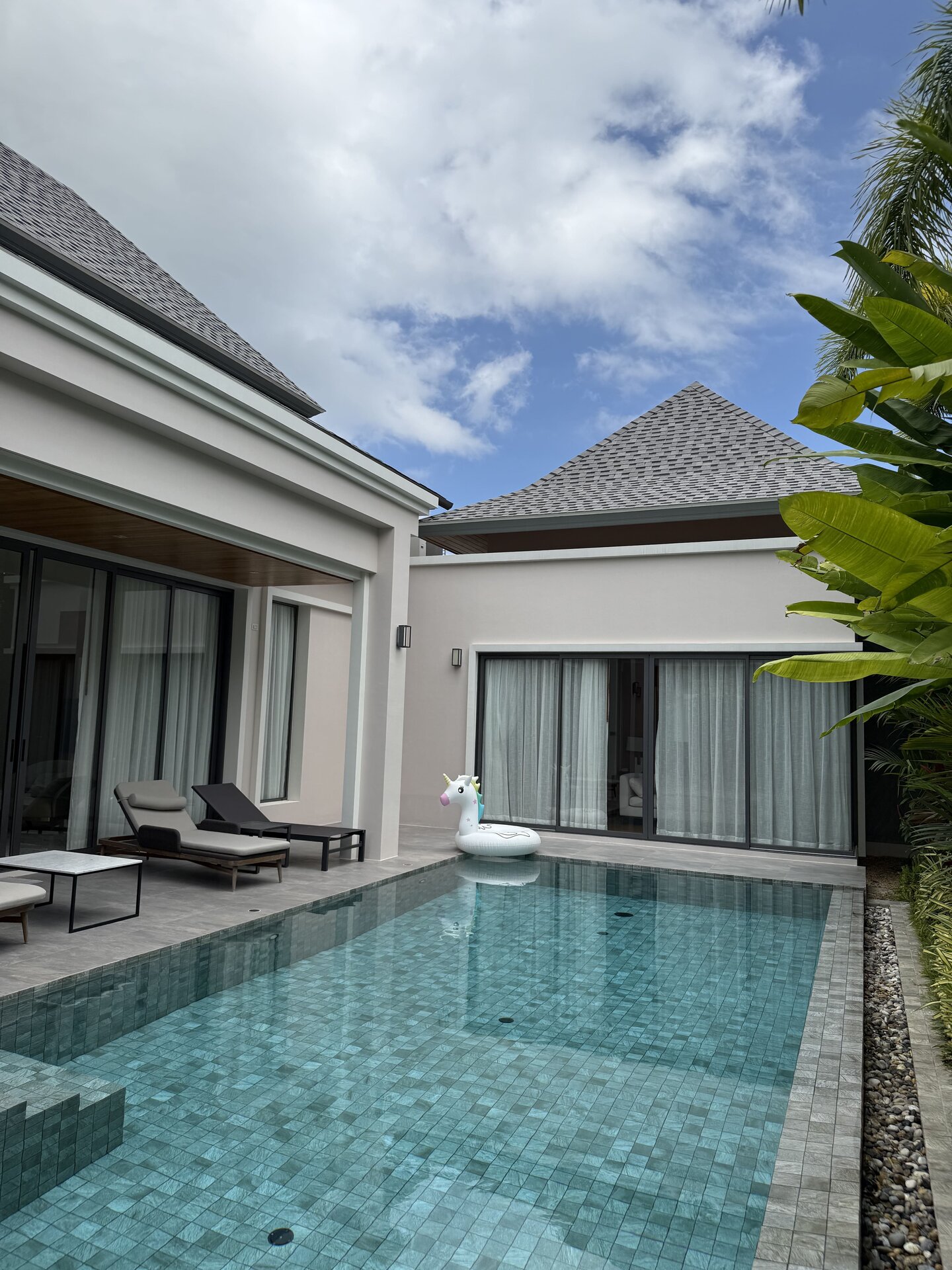 วิลล่า 3 ห้องนอนเดอะบรีซวิลล่า(เฟส 1) (ID 153)