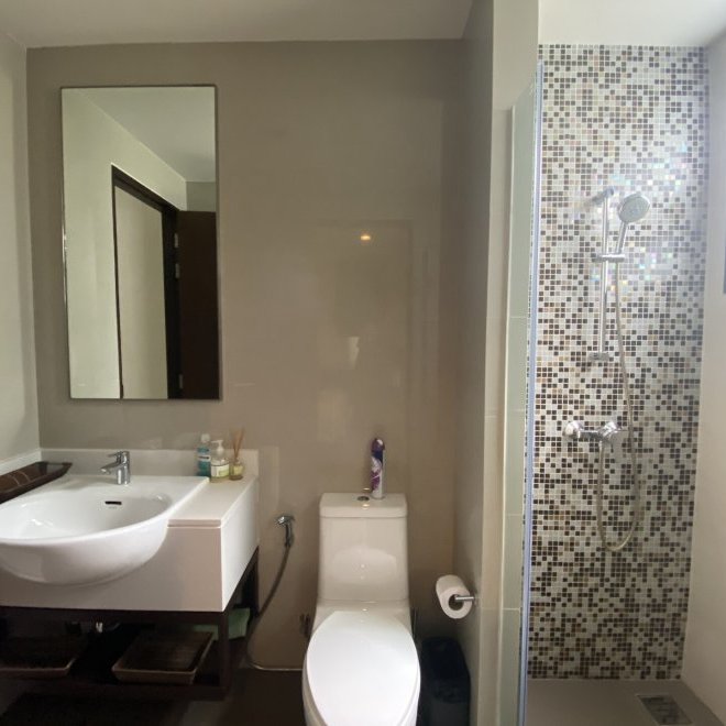 4 bedroom townhouse with swimming pool in Laguna Park (ID 49)